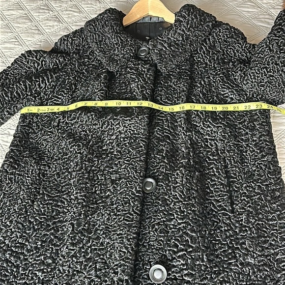 B Altman genuine fur coat, Fifth Ave New York - Picture 10 of 16